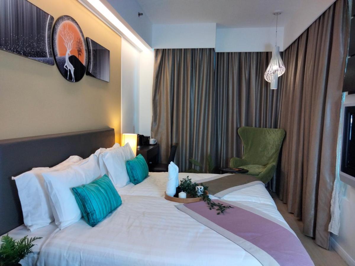 Centrestage Pj By Homebrickz Petaling Jaya Bagian luar foto